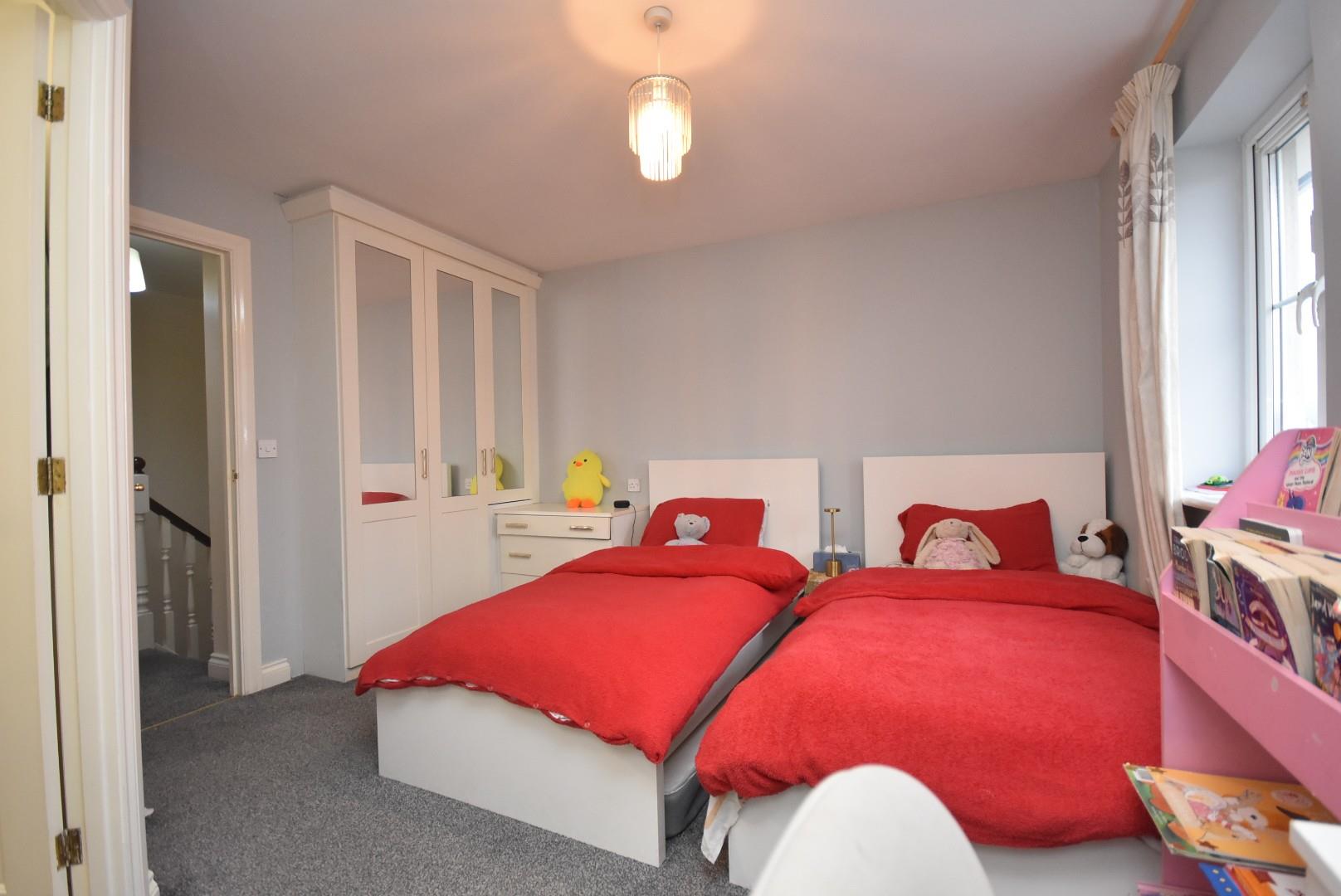 16 Armoury Drive, Cardiff, CF14 4NP